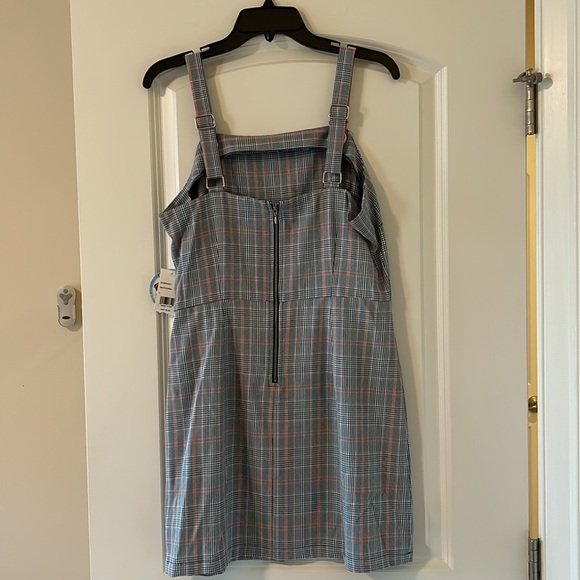 Ladies junior dress size L - Picture 2 of 5